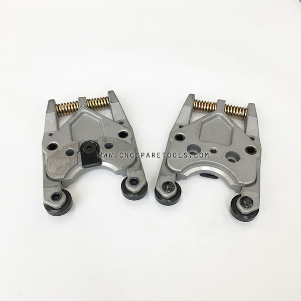 Aluminum Alloy BT30 Tool Grippers BT 30 Tool Clips for CNC Tapping Machine